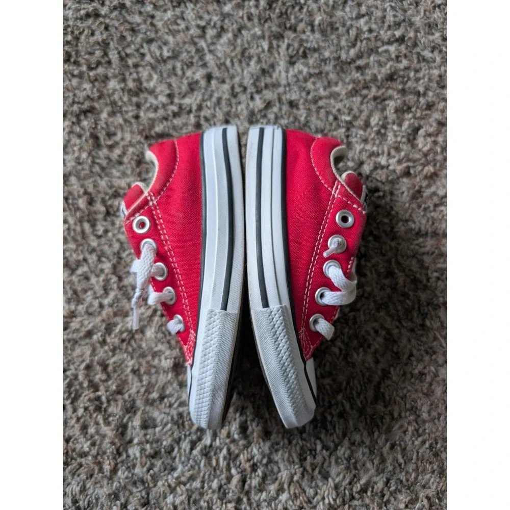 Converse CTAS Street Slip-On Youth Size 11 A01700F Red